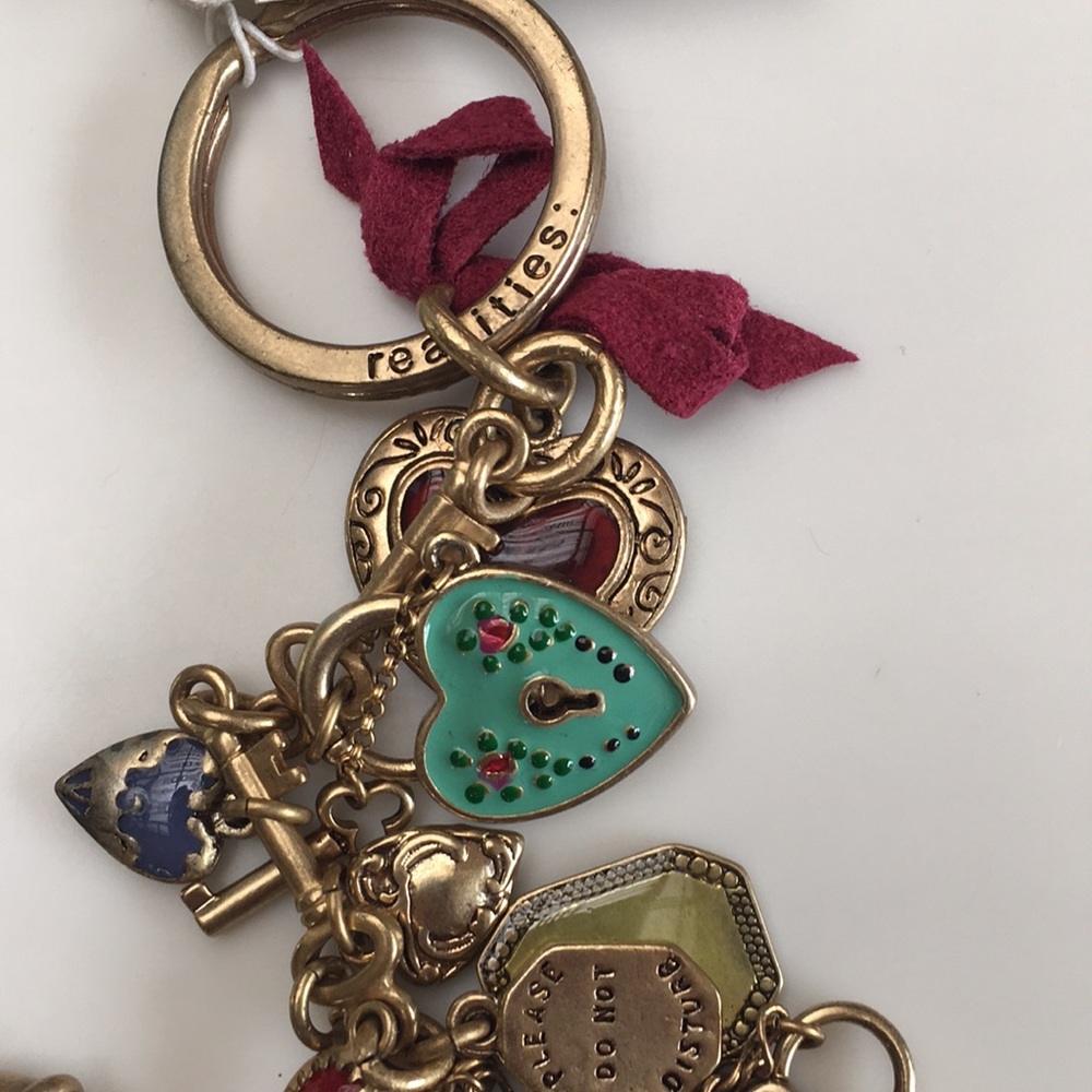 NWT Realities Keychain - Picture 3 of 3